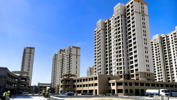 為推動黨建工作深度融入中心任務，充分激發全員干事創業活力，全力推進項目復工復產，近日，蘭州新區職投公司黨支部、甘肅建投新區公司第一黨支部、西部市政建設集團三公司黨支部聯合開展了“黨建引領強引擎百日攻堅